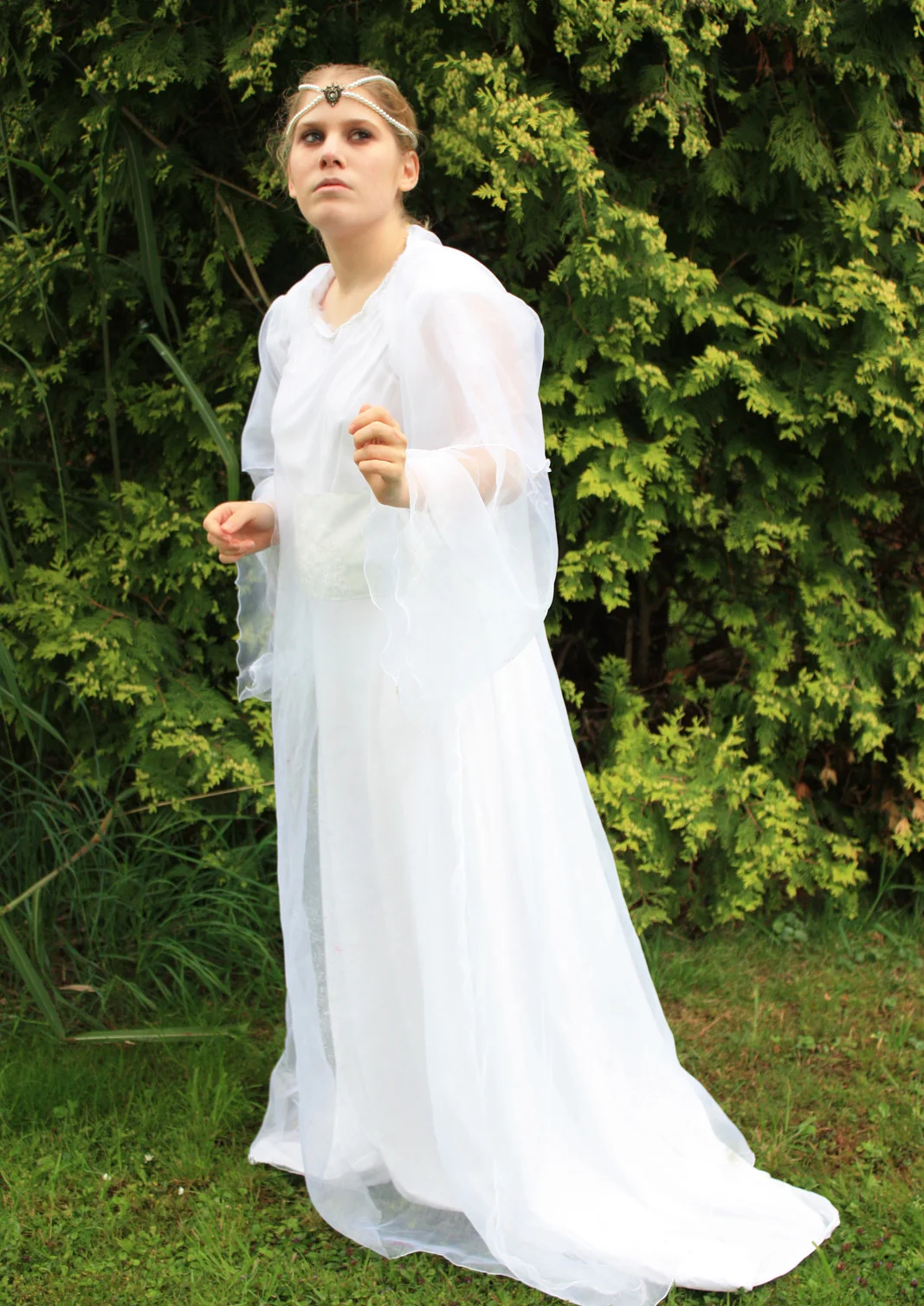 Cosplay-Cover: Mondenkind/Kindliche Kaiserin