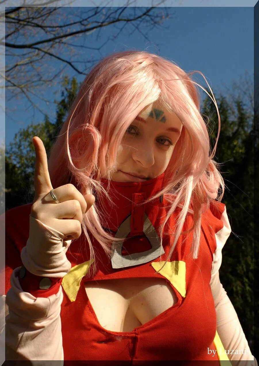 Cosplay-Cover: Miu [Basic]