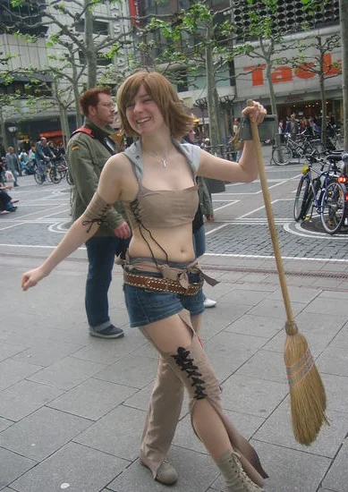 Cosplay-Cover: Yuna (westernstyle "ma wieda eigenkreation")
