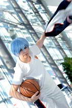 Cosplay-Cover: Tetsuya Kuroko [Seirin Trainingsanzug]