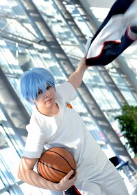 Cosplay-Cover: Tetsuya Kuroko [Seirin Trainingsanzug]