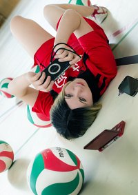 Cosplay-Cover: Kenma Kozume (Trikot)