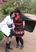 Cosplay-Cover: Kimono-Schlampe