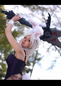 Cosplay-Cover: Riven (Battle Bunny)