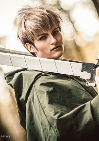 Cosplay-Cover: Jean Kirschtein