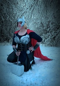 Cosplay-Cover: Lady Thor (Dark World inspired)