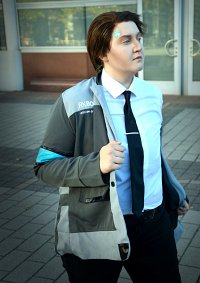 Cosplay-Cover: Connor [RK800]