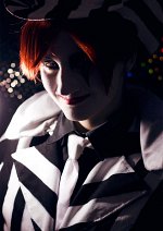 Cosplay-Cover: Belial || Beetlejuice Coat