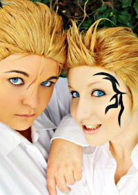 Cosplay-Cover: Xell/ Zell Dincht (Dōjinshi L'amour est Bleu)