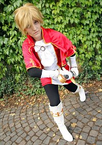 Cosplay-Cover: Red Prince (Sleeping Beauty)