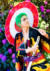 Cosplay-Cover: Lorenor Zorro - too hot, hot damn Yukata