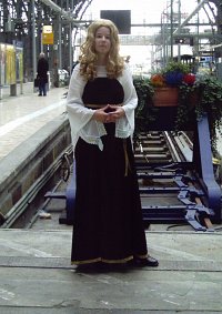 Cosplay-Cover: Eowyn-Verschnitt aus LotR