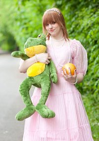 Cosplay-Cover: Des Froschkönigs Prinzessin.