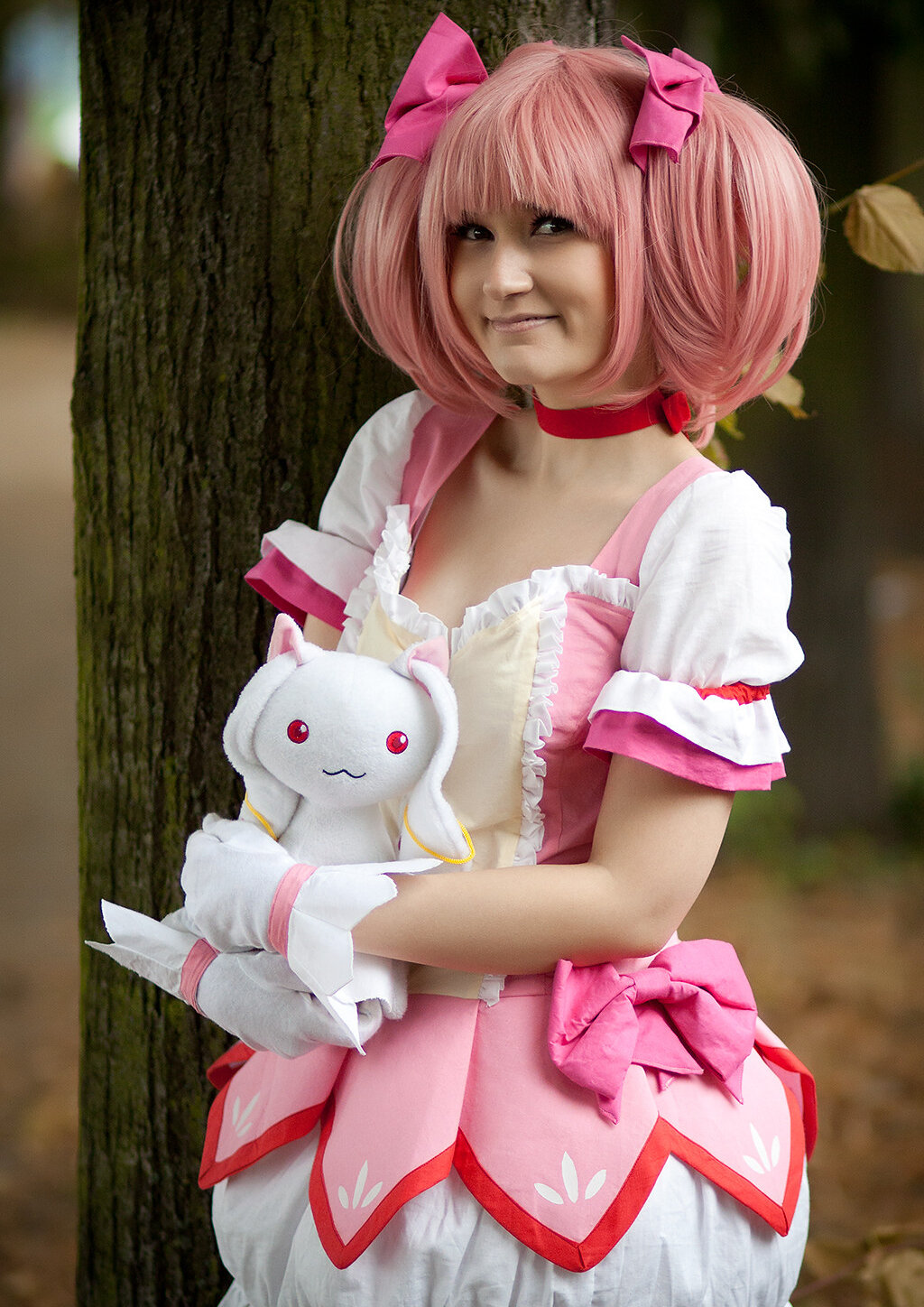 Cosplay-Cover: Kaname Madoka \\ Puella Magi