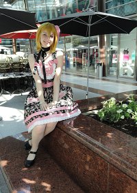Cosplay-Cover: Sasaki Yuuta [Rose Dress]
