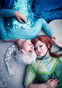 Cosplay-Cover: Elsa