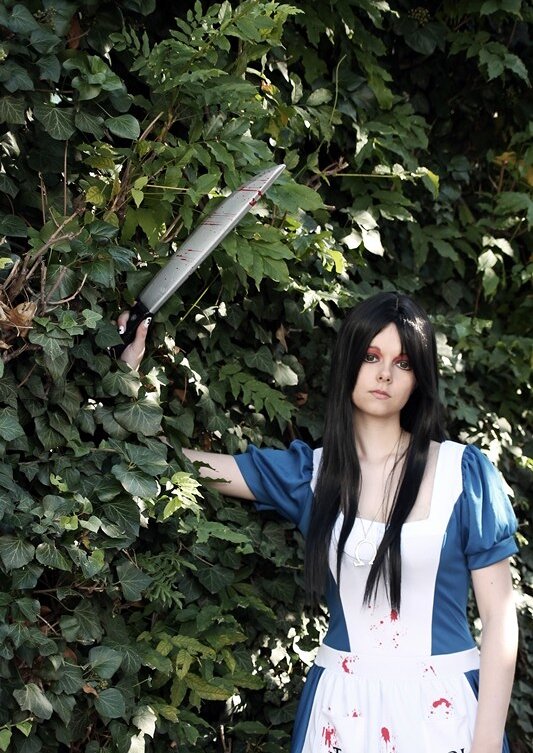 Cosplay-Cover: Alice - The Maniac - Liddell