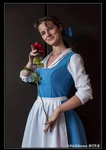 Cosplay-Cover: Belle (Alltags-Kleid)