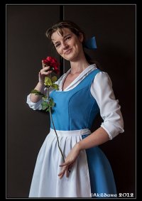 Cosplay-Cover: Belle (Alltags-Kleid)