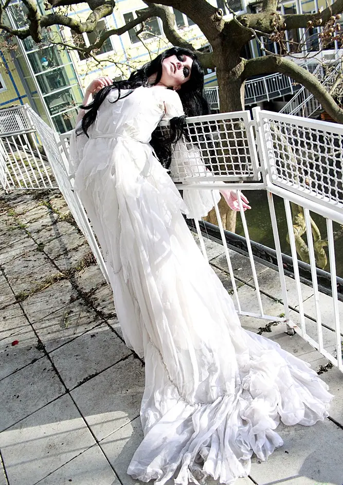 Cosplay-Cover: die Weiße Frau