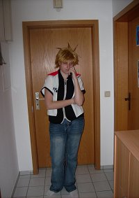 Cosplay-Cover: Roxas [Twilight Town Outfit]