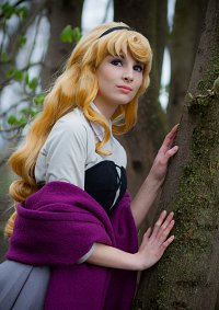 Cosplay-Cover: Aurora (Bauernkleid)