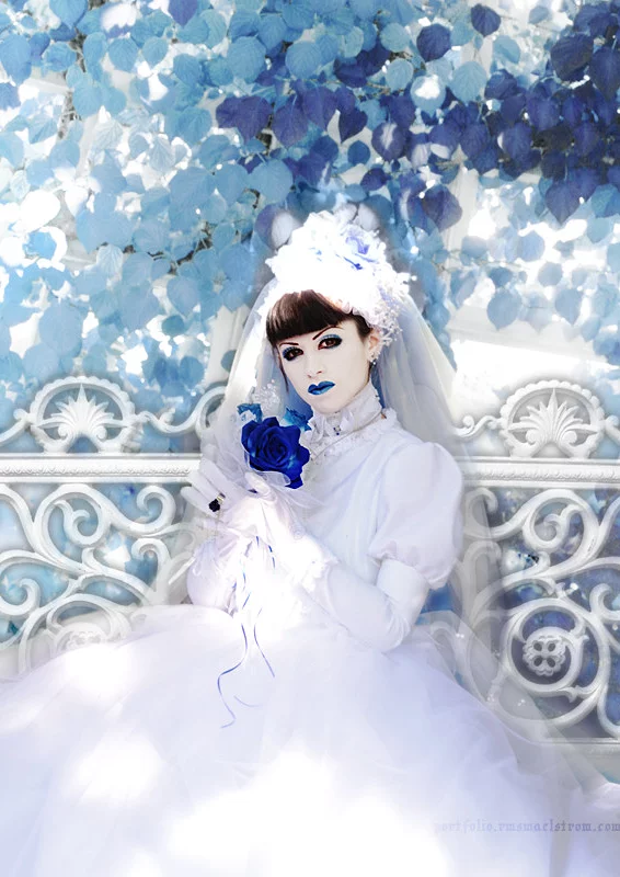 Cosplay-Cover: Mana (Livre Rosé Blanche)