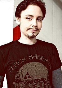 Cosplay-Cover: Tony Stark - Black Sabbath T-shirt