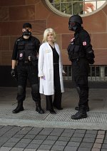 Cosplay-Cover: Umbrella Corporation - Medic/Assault