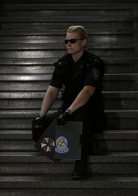 Cosplay-Cover: Albert Wesker S.T.A.R.S Version