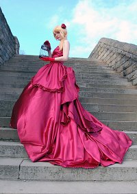 Cosplay-Cover: Historia Reiss [Red Dress Artwork]