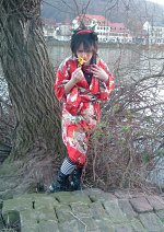 Cosplay-Cover: wamono red kimono 