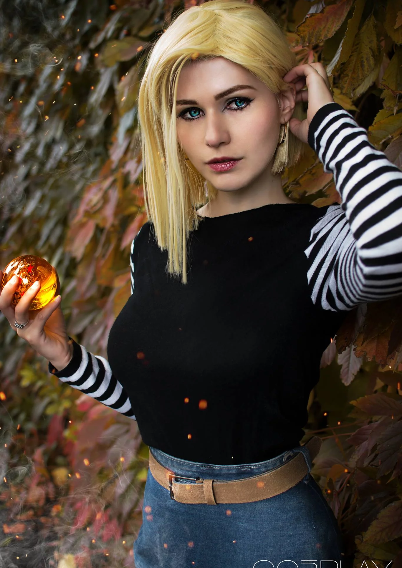 Cosplay-Cover: C18