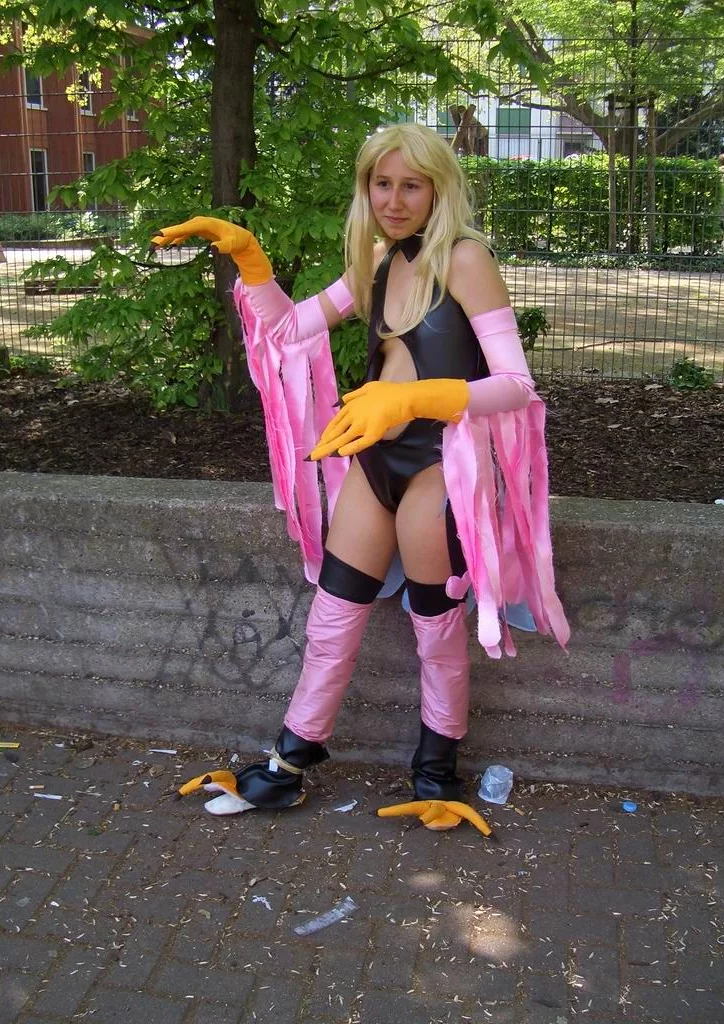 Cosplay-Cover: Harpyien Mädchen