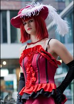 Cosplay-Cover: Madame Red [Ballgown]