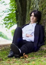 Cosplay-Cover: Levi Ackerman [injured/suit]