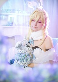 Cosplay-Cover: Lumine (Bunny)