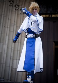 Cosplay-Cover: Ky Kiske [(カイ＝キスク]