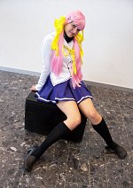 Cosplay-Cover: Nanaka Shirakawa (Schuluniform)