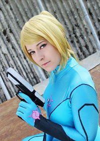 Cosplay-Cover: Samus Aran / Zero Suit Samus [Remake]