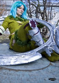 Cosplay-Cover: Tira