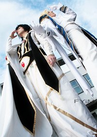 Cosplay-Cover: Lelouch vi Britannia [Emperor]