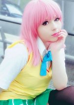 Cosplay-Cover: Momo Belia Deviluke [School]