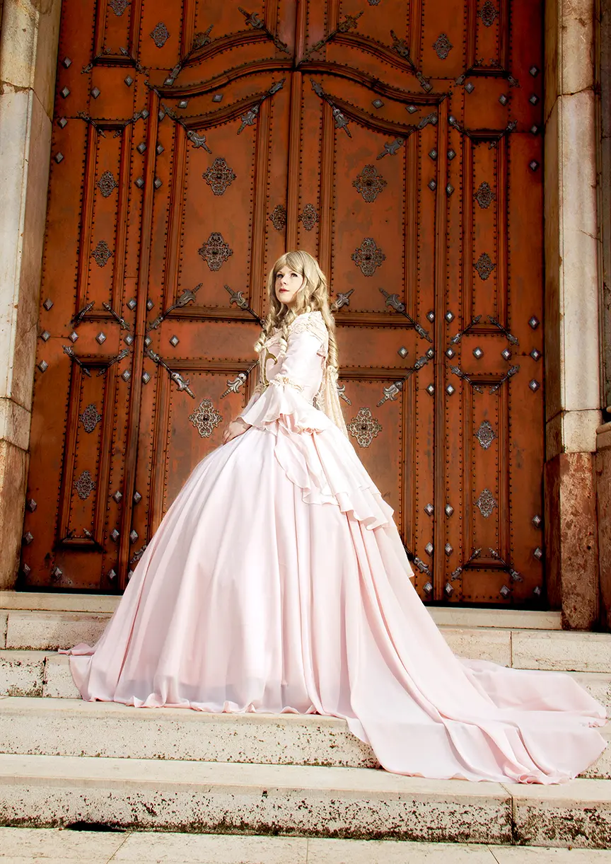 Cosplay-Cover: Nunnally vi Britannia