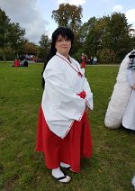 Cosplay-Cover: Kagome (Miko Outfit)
