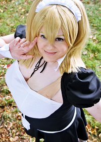 Cosplay-Cover: Super Pochaco [Beer Maid Ver.]