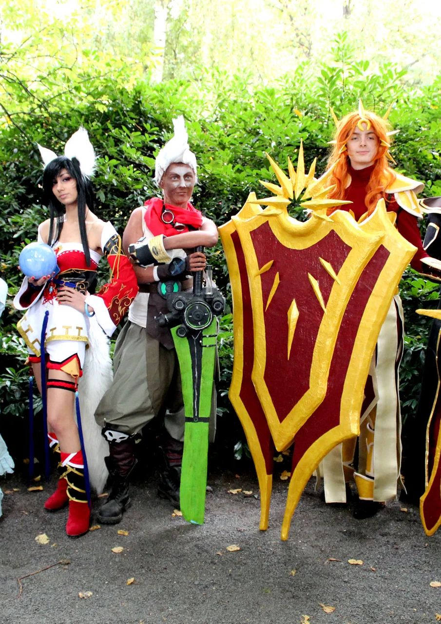Cosplay-Cover: Ekko [Classic]