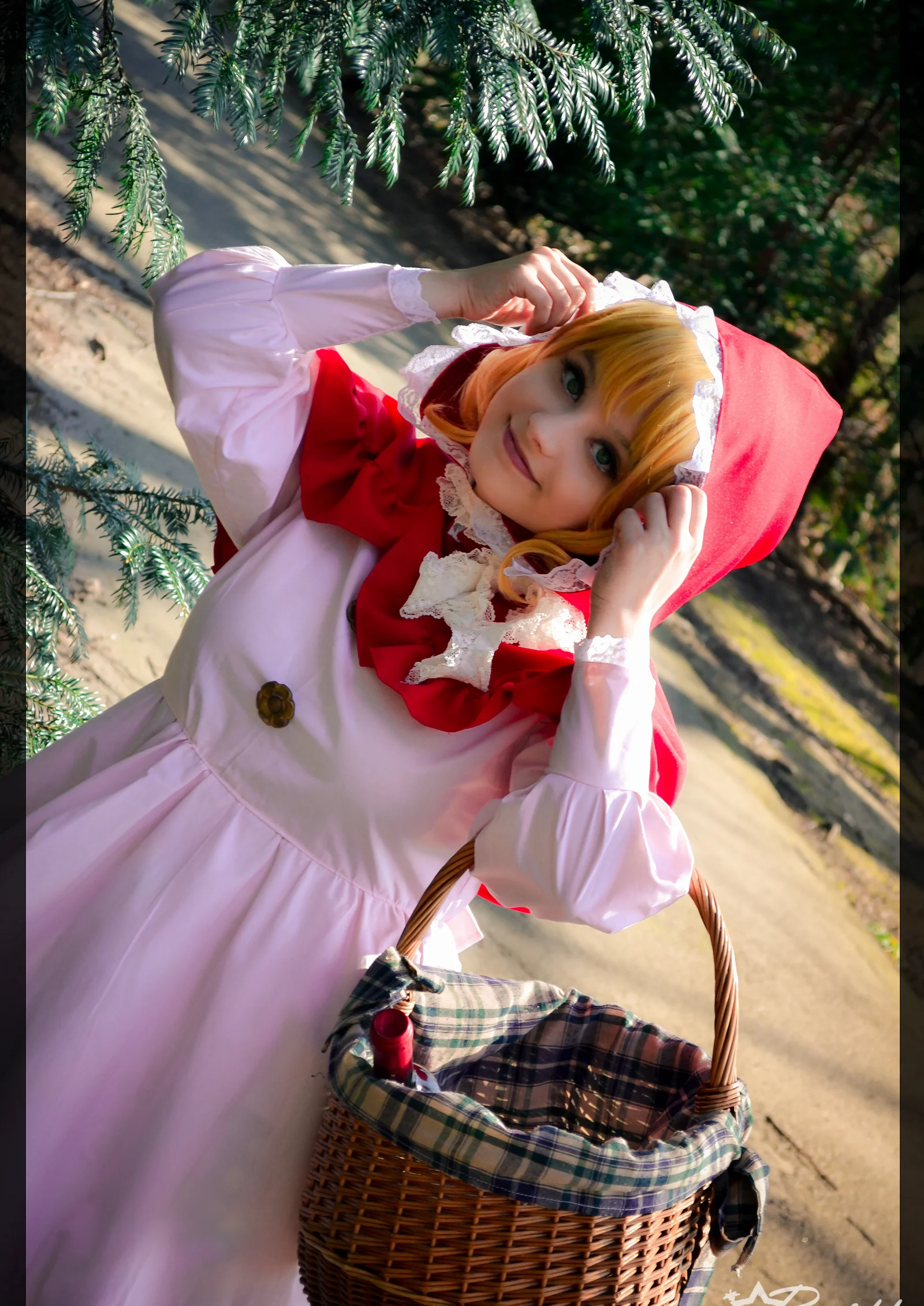 Cosplay-Cover: Belgien (Belle van Rubens) ✿ Rotkäppchen/Hetaween