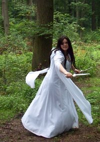 Cosplay-Cover: Kahlan Amnell - White Confessor Dress