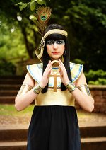 Cosplay-Cover: Maat (Ägyptische Gottheit)